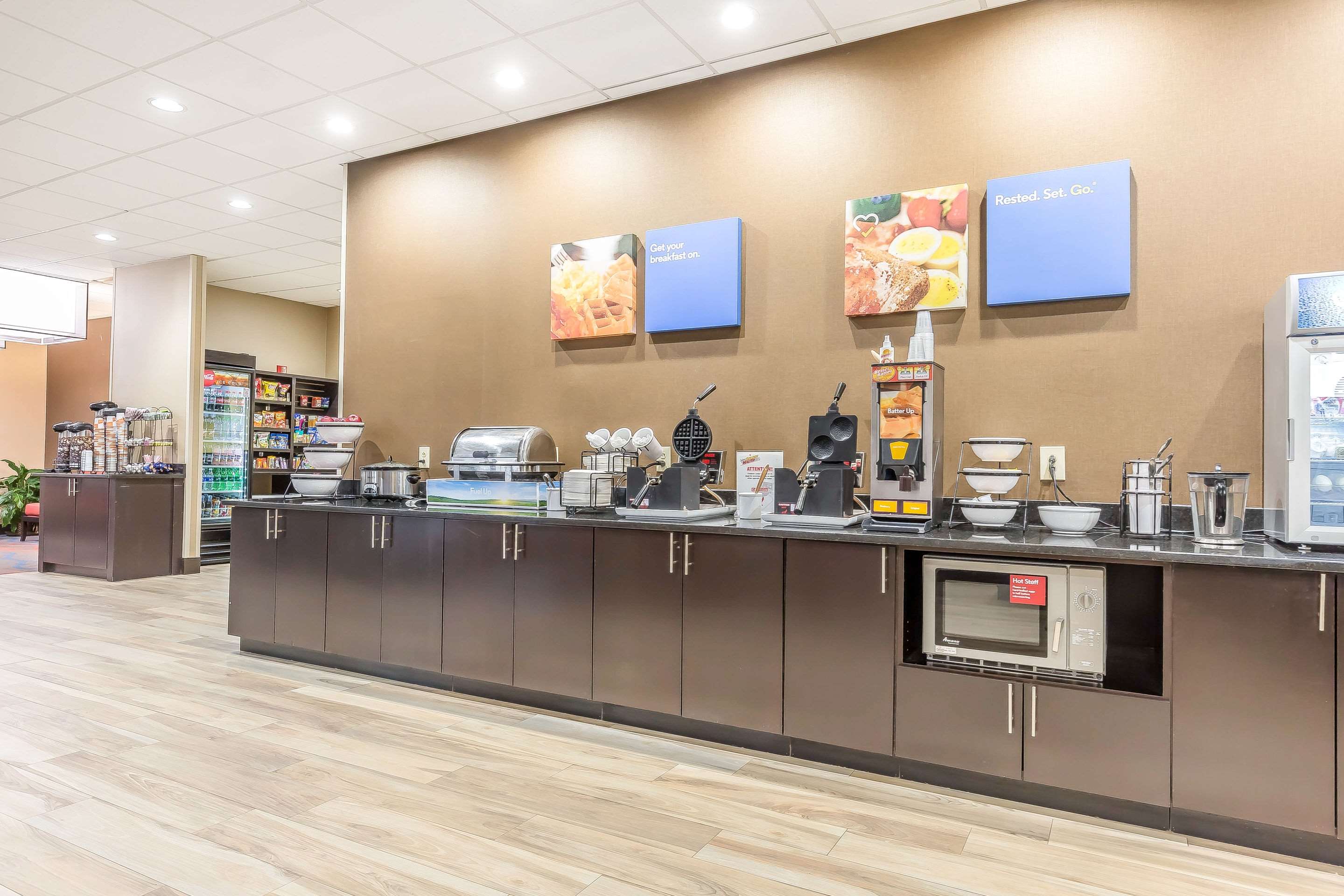 Breakfast area