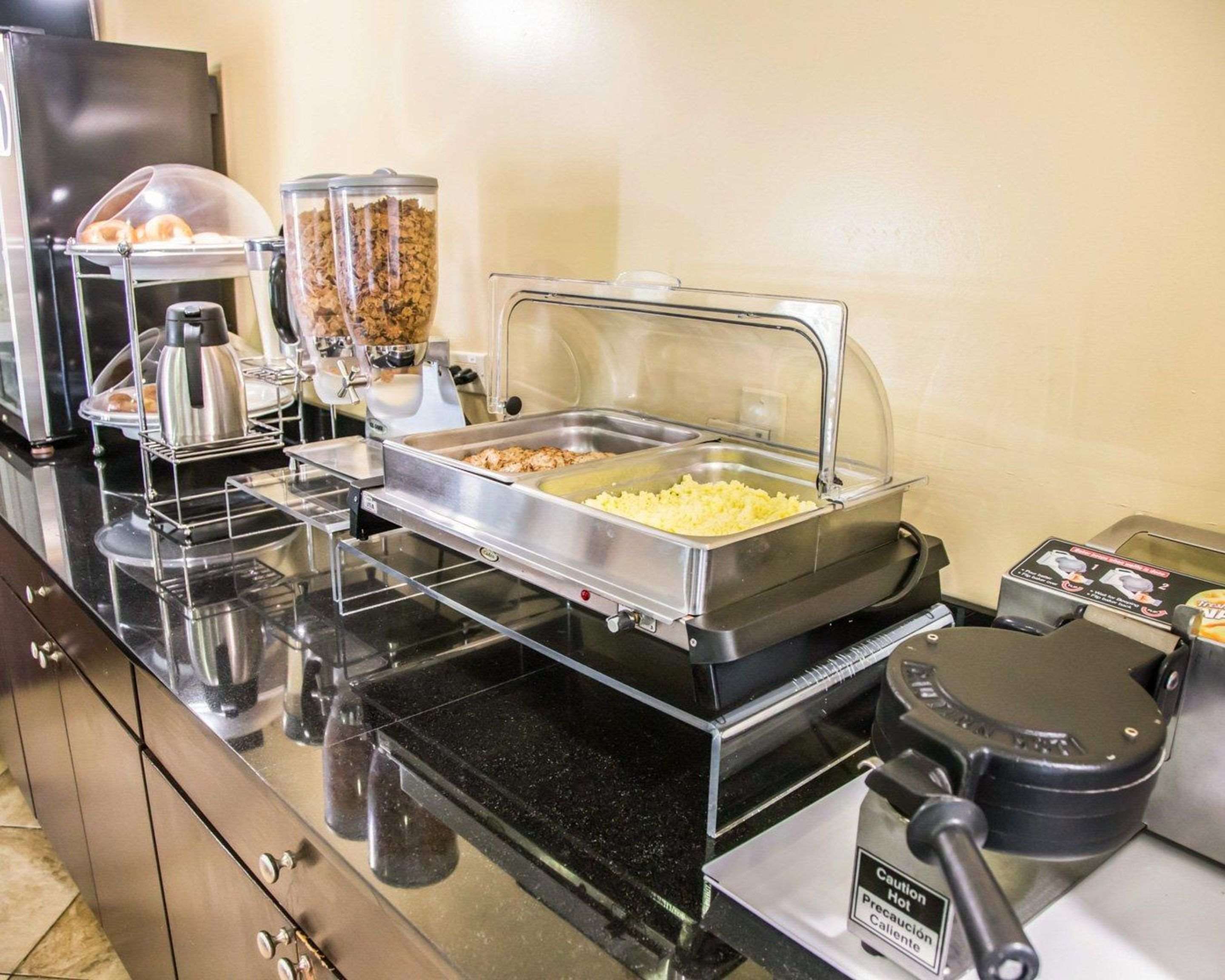 Breakfast counter