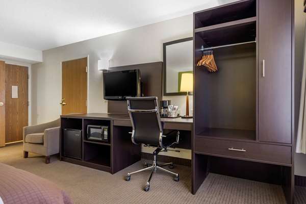  - Sleep Inn Lansing - I-80 & I-94, Exit 161