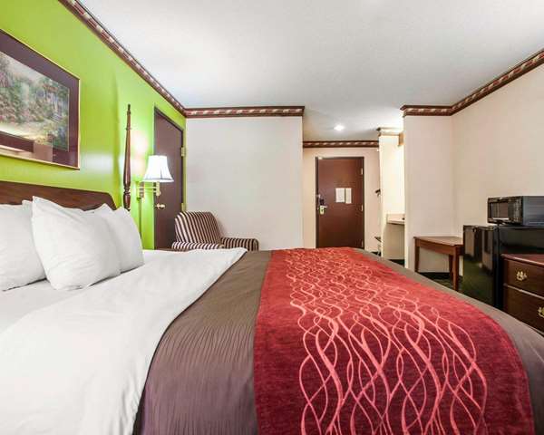  - Quality Inn Arcola - I-57, Exit 203