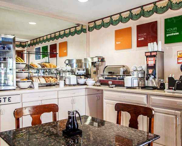 Amenities - Quality Inn Arcola - I-57, Exit 203