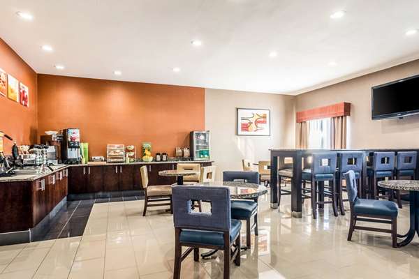 Amenities - Quality Inn & Suites Salem - I-57, Exit 116