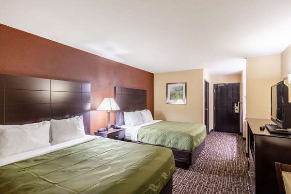  - Quality Inn & Suites Caseyville - I-64, Exit 9