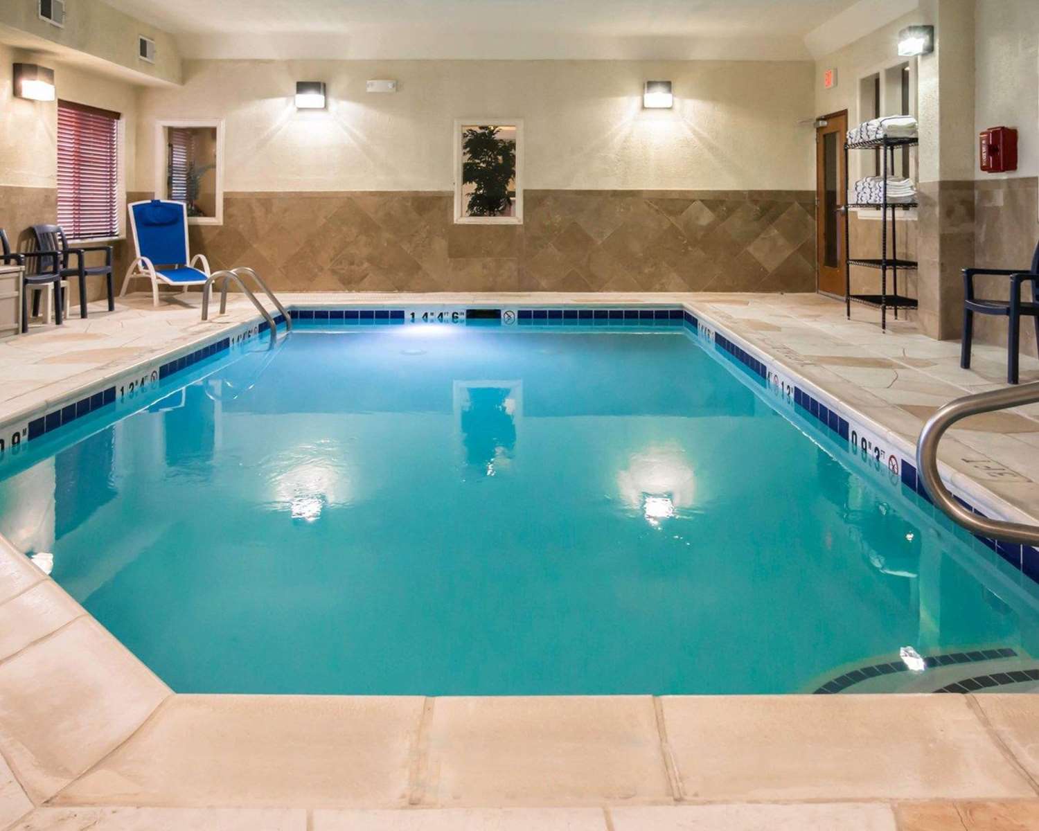 Comfort Inn Crystal Lake Il See Discounts