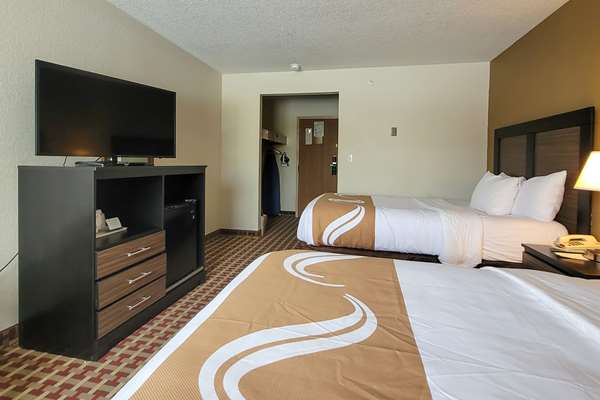  - Quality Inn & Suites Marion - I-57, Exit 53