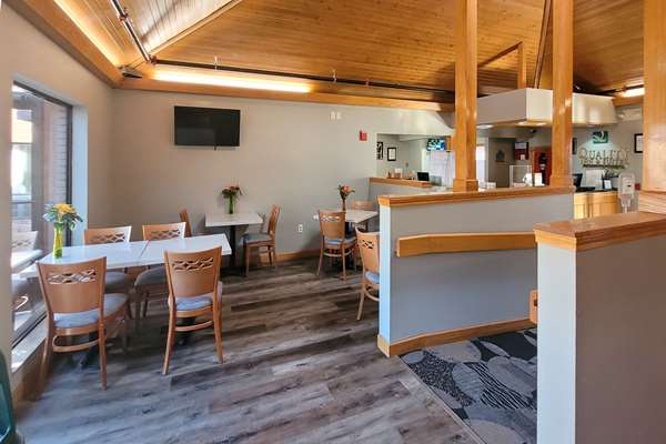 Amenities - Quality Inn & Suites Marion - I-57, Exit 53