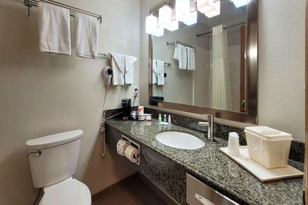  - Quality Inn & Suites Marion - I-57, Exit 53