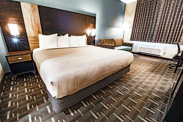 Suite - Quality Inn Galesburg