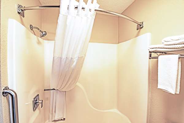  - Quality Inn Galesburg