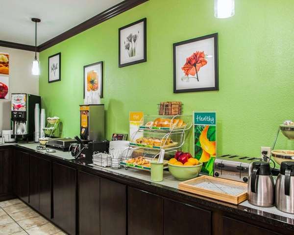 Amenities - Quality Inn Forsyth - I-72, Exit 141