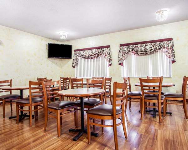 Amenities - Quality Inn & Suites Champaign - I-74, Exit 182