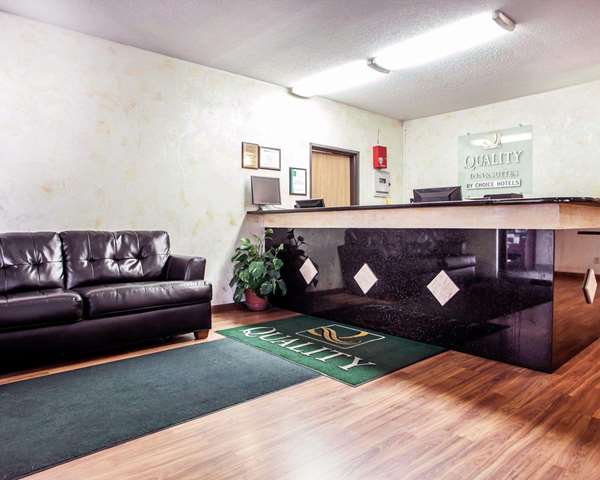  - Quality Inn & Suites Champaign - I-74, Exit 182