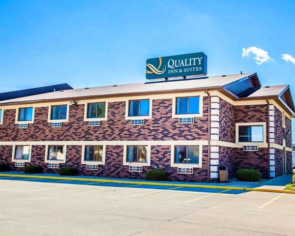 Exterior view - Quality Inn & Suites Champaign - I-74, Exit 182