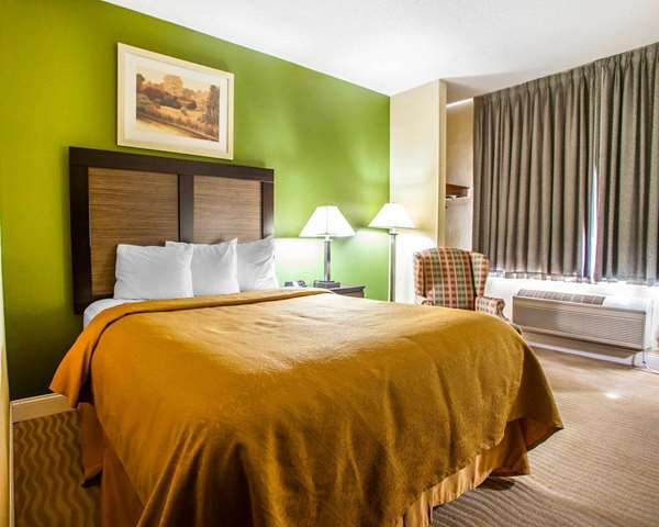  - Quality Inn & Suites Champaign - I-74, Exit 182