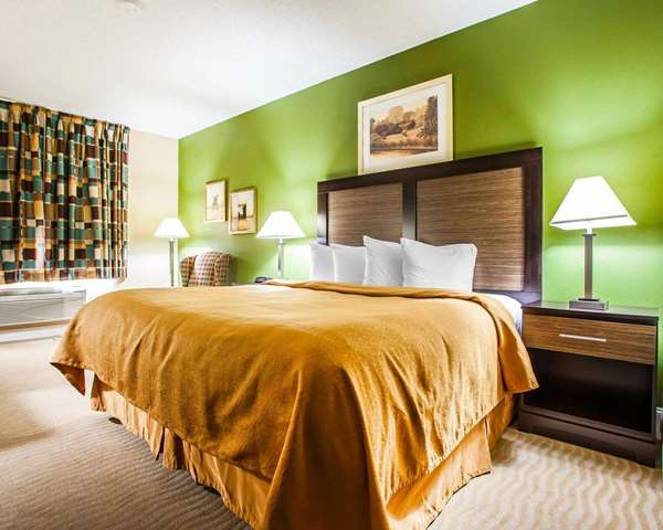  - Quality Inn & Suites Champaign - I-74, Exit 182