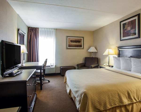  - Quality Inn Aurora