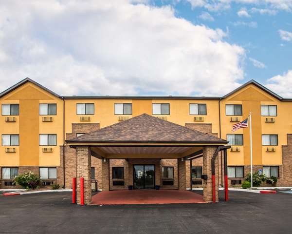 Exterior view - Quality Inn Peru - I-80, Exit 75