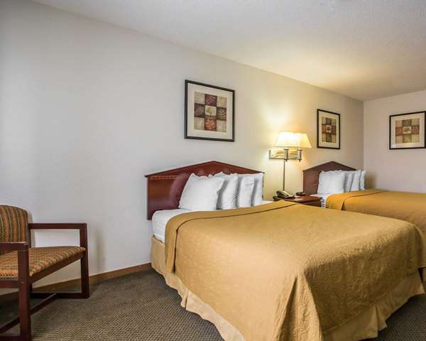  - Quality Inn Peru - I-80, Exit 75