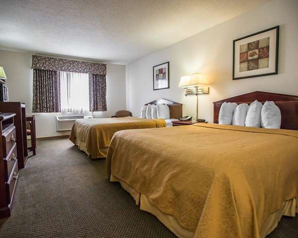  - Quality Inn Peru - I-80, Exit 75