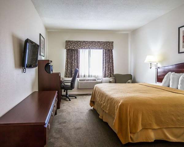 Suite - Quality Inn Peru - I-80, Exit 75