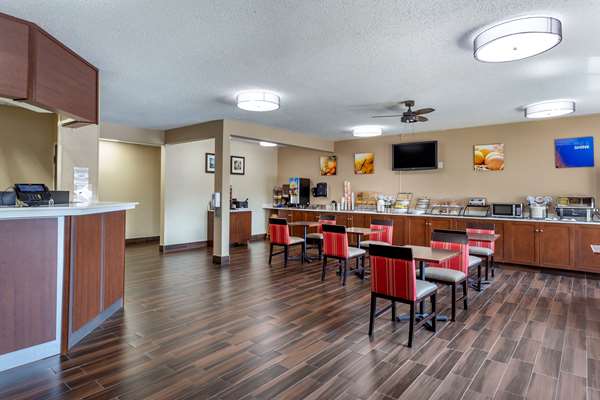 Amenities - Comfort Inn Rockford - I-39 & I-90, Exit 15