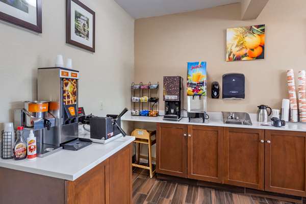 Amenities - Comfort Inn Rockford - I-39 & I-90, Exit 15