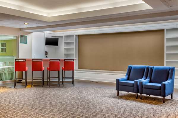  - Comfort Suites Oakbrook Terrace
