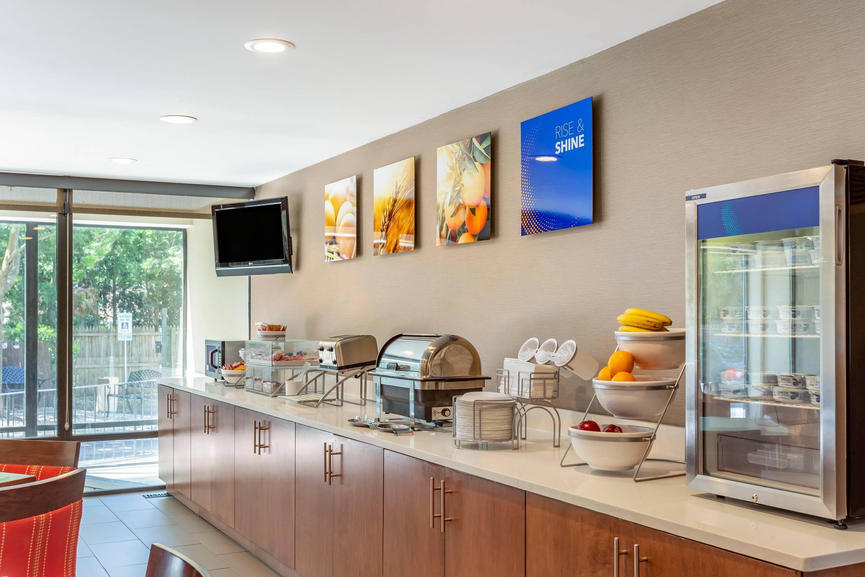 Breakfast area