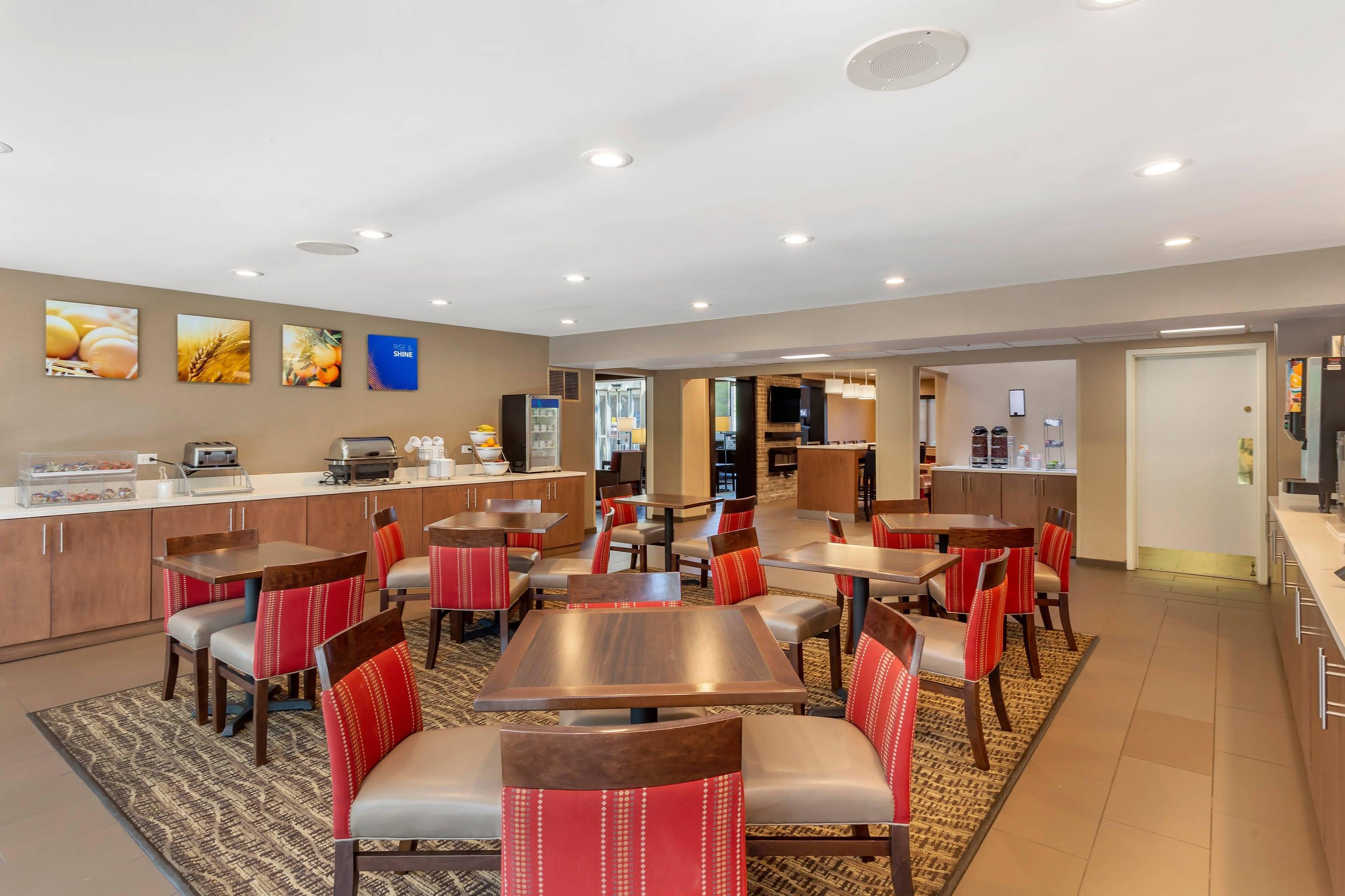 Breakfast area