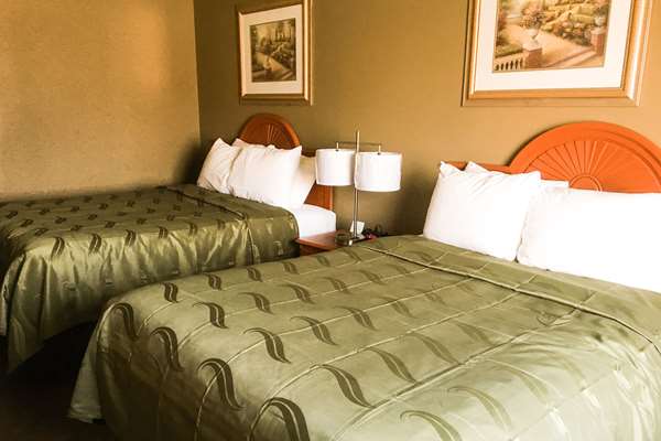  - Quality Inn & Suites Lincoln - I-55, Exit 126