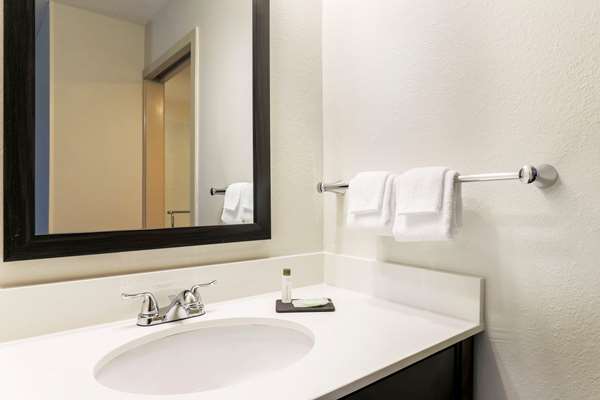 Suite - Sleep Inn Midway Airport Bedford Park