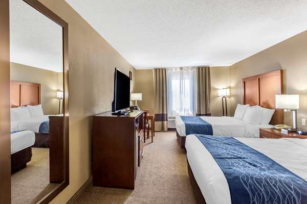  - Comfort Inn Gurnee - I-94, Exit 8
