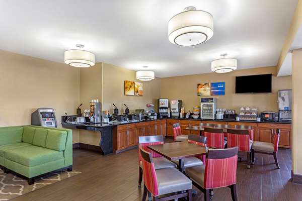 Amenities - Comfort Inn Gurnee - I-94, Exit 8