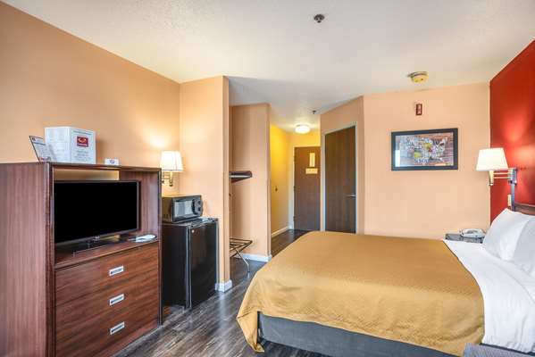  - Econo Lodge Princeton - I-80, Exit 56