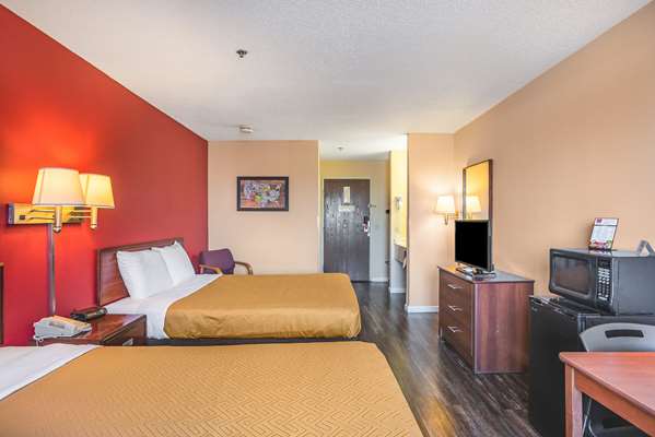  - Econo Lodge Princeton - I-80, Exit 56