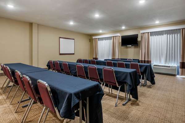  - Comfort Suites Springfield - I-55 & I-72, Exit 94