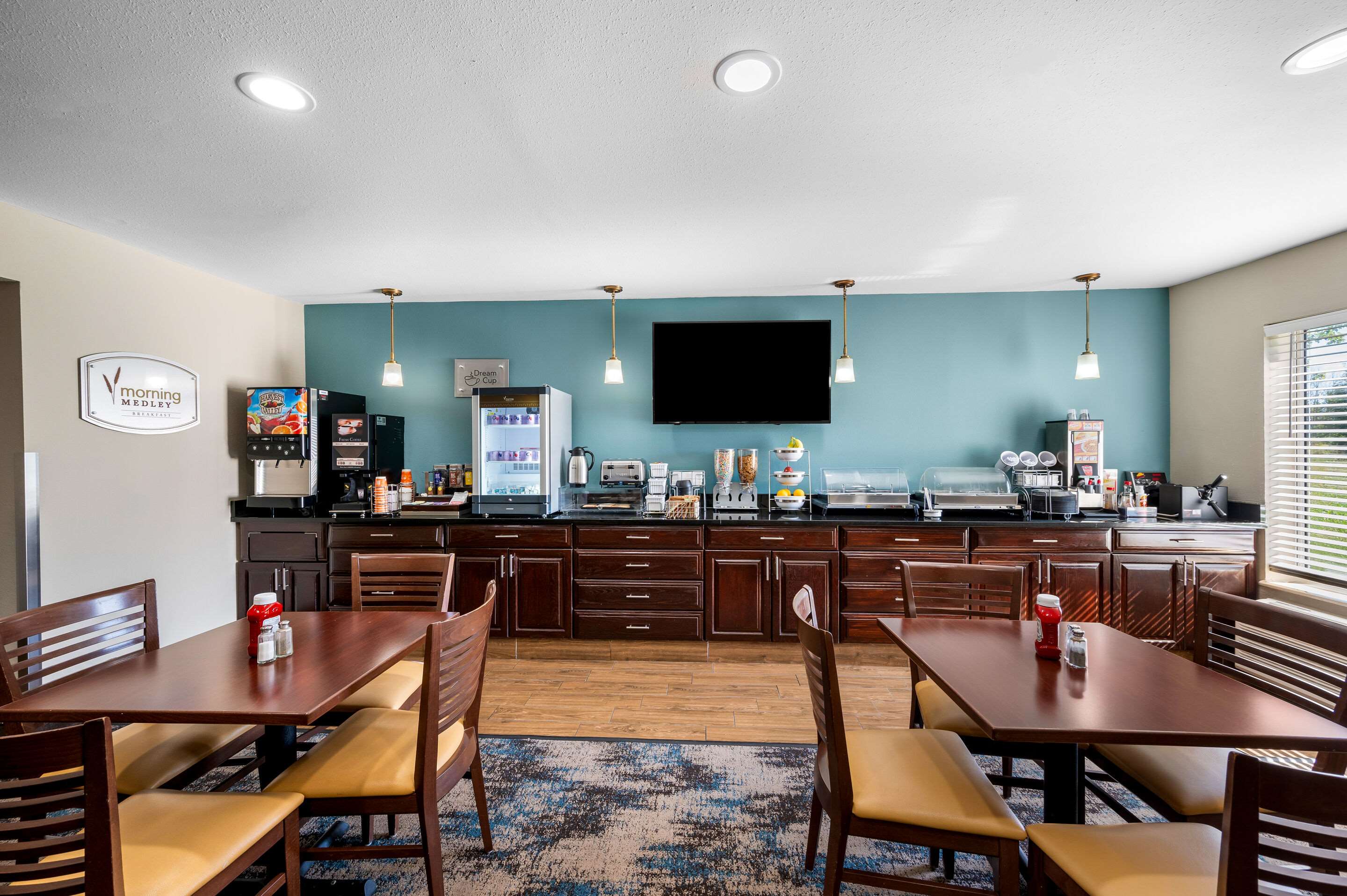Breakfast area