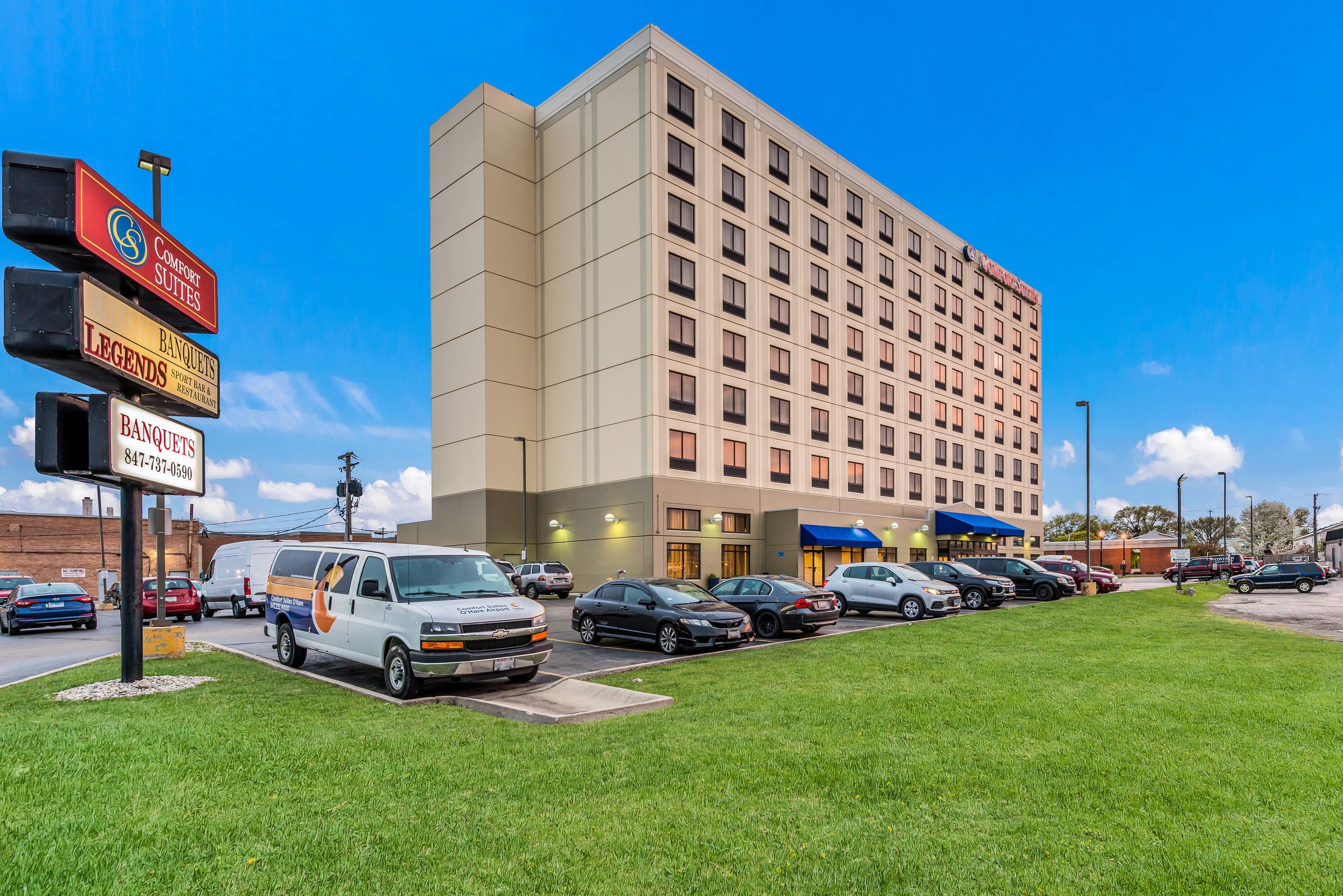 Hotel exterior | Comfort Suites Chicago O'Hare Airport