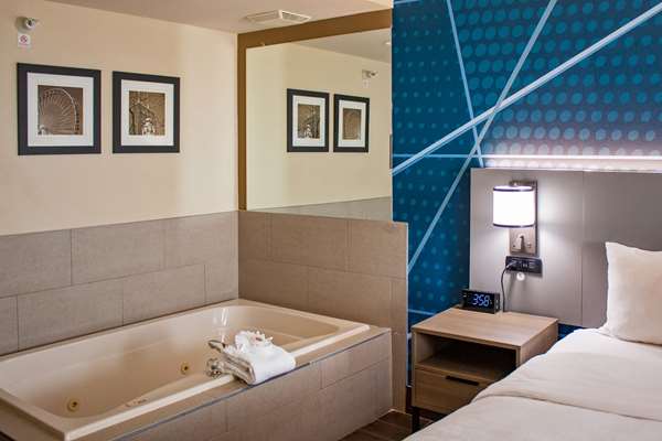  - Comfort Inn & Suites Geneva