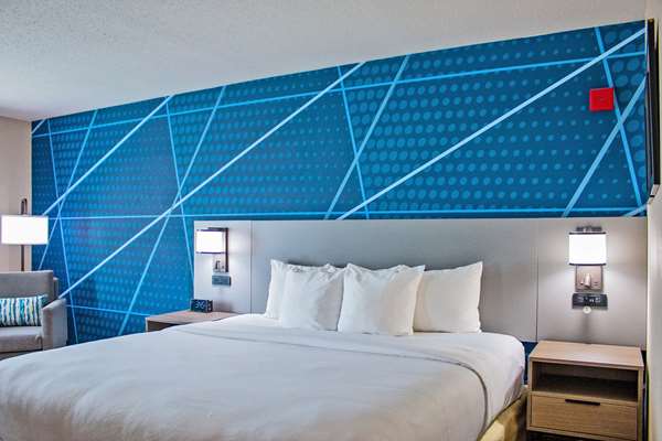  - Comfort Inn & Suites Geneva