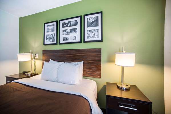  - Sleep Inn Decatur - I-72, Exit 144