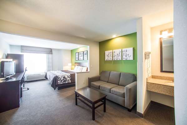 Suite - Sleep Inn Decatur - I-72, Exit 144