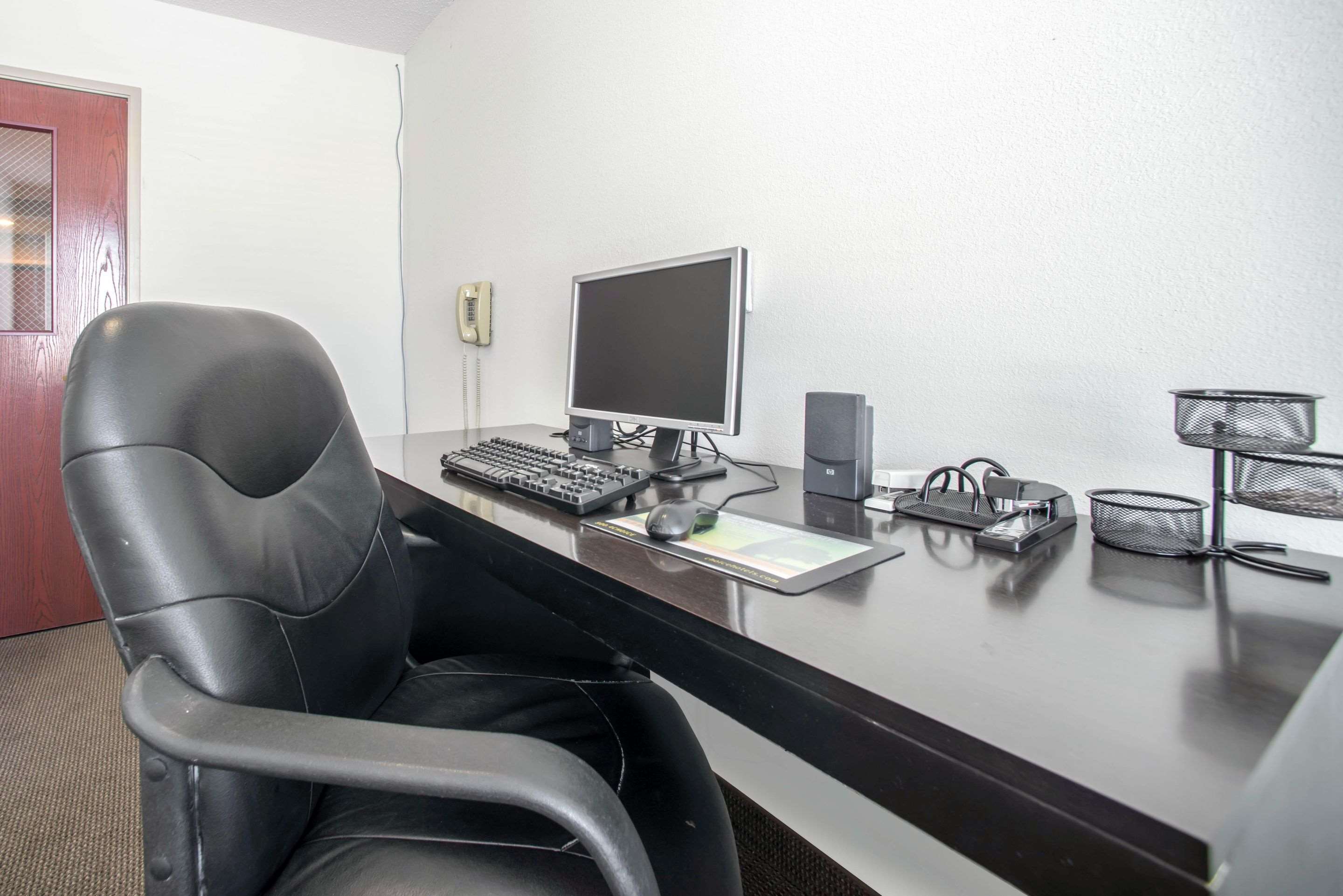 Business center with free wireless Internet access