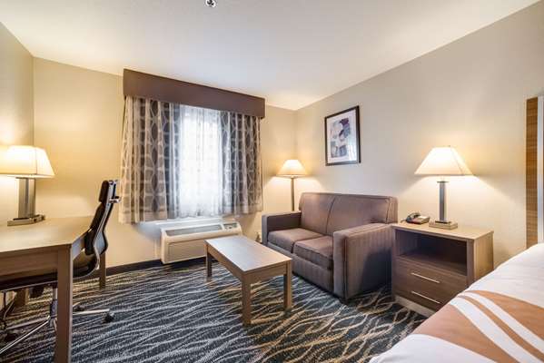  - Quality Inn Effingham - I-57 & I-70, Exit 160