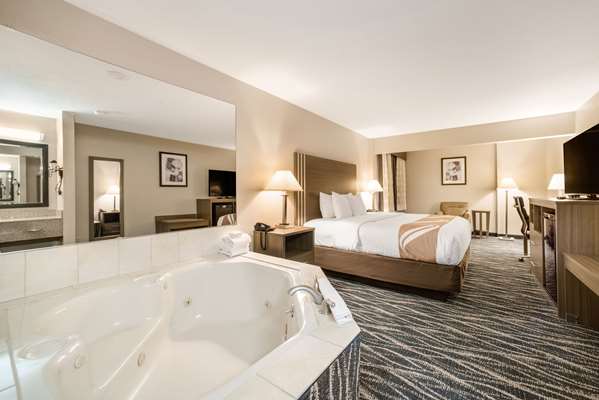  - Quality Inn Effingham - I-57 & I-70, Exit 160