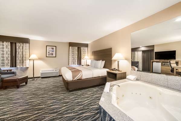  - Quality Inn Effingham - I-57 & I-70, Exit 160