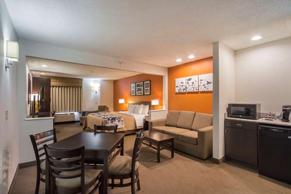  - Sleep Inn & Suites Danville - I-74, Exit 220
