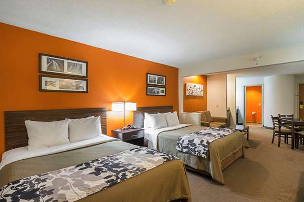  - Sleep Inn & Suites Danville - I-74, Exit 220