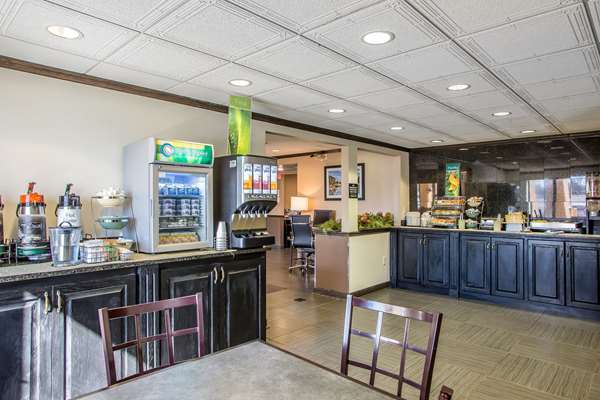 Amenities - Quality Inn Elgin - I-90, Exit 54