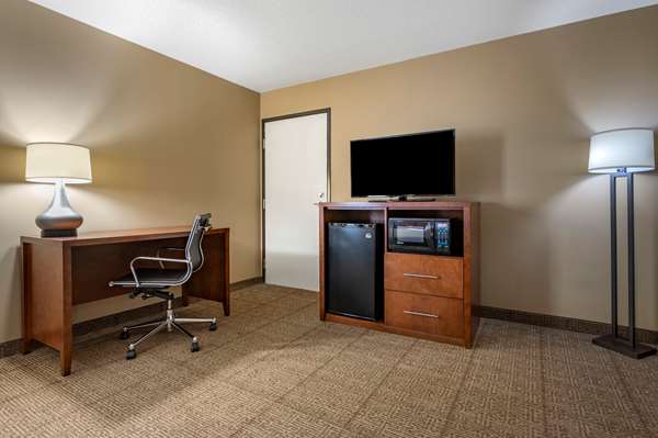  - Comfort Inn Romeoville - I-55, Exit 263